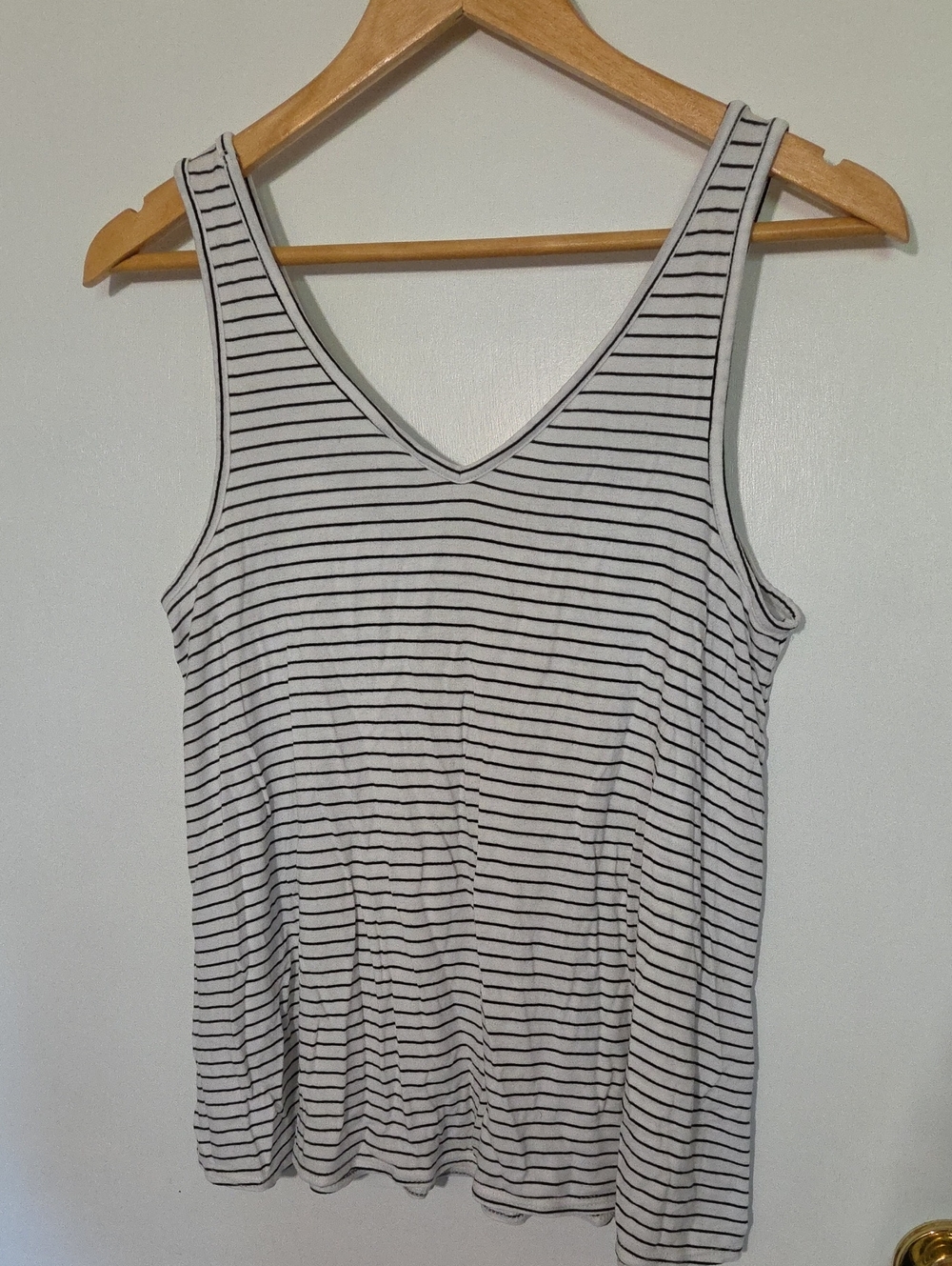 Old Navy Tank - Picture 2 of 6